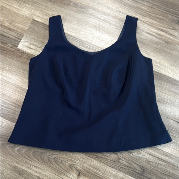 John Meyer Women's Size 18 Cropped Sleeveless Top Navy Blue Polyester Smart Chic - Picture 1 of 11